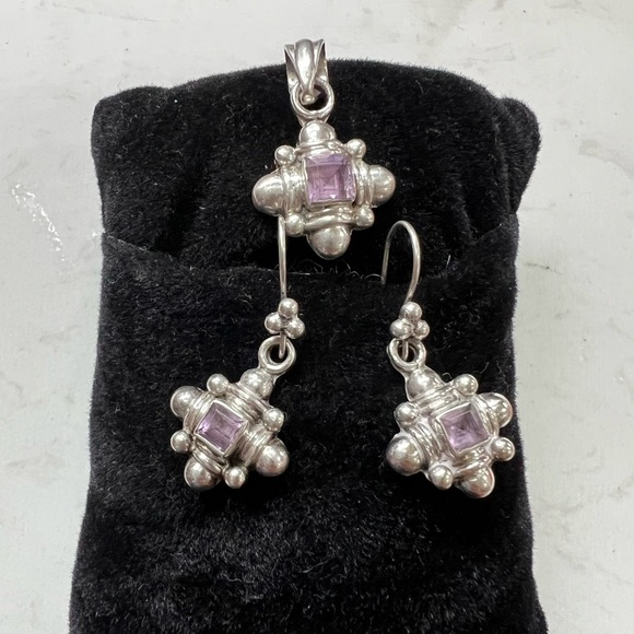 Vintage Sterling Silver Amethyst Brooch & Earring set - Picture 6 of 12